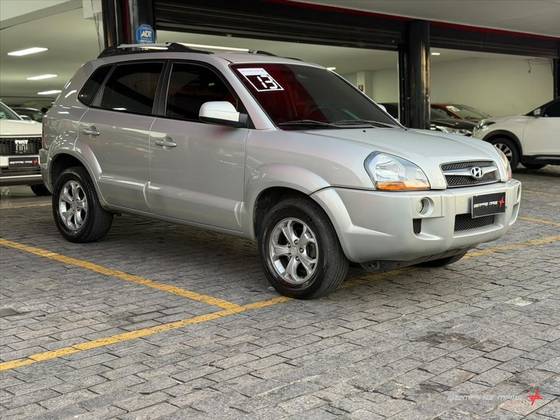 HYUNDAI TUCSON 2.0 MPFI GLS 16V 143CV 2WD GASOLINA 4P AUTOMÁTICO
